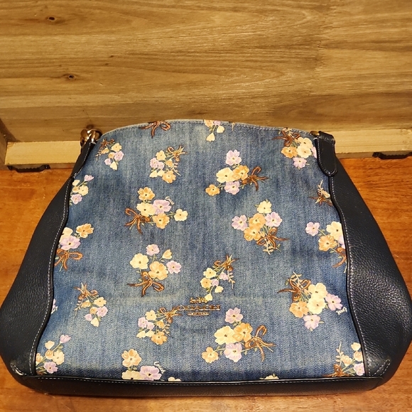 Coach Hallie Denim Shouldet Bag With Painted Floral - Picture 2 of 16